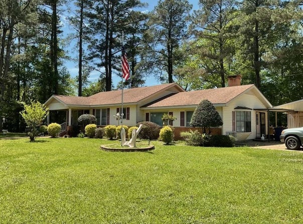 8558 Hwy 127S, JENA, LA 71342