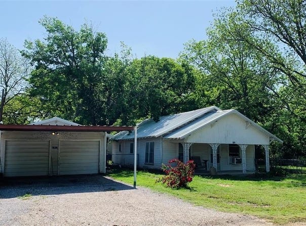 105 S Anderson Street, Rising Star, TX 76471
