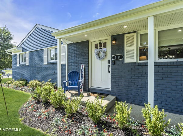 19 Sunnyfield Terrace, Neptune Township, NJ 07753