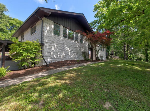 609 Crestview Lane, Morehead, KY 40351