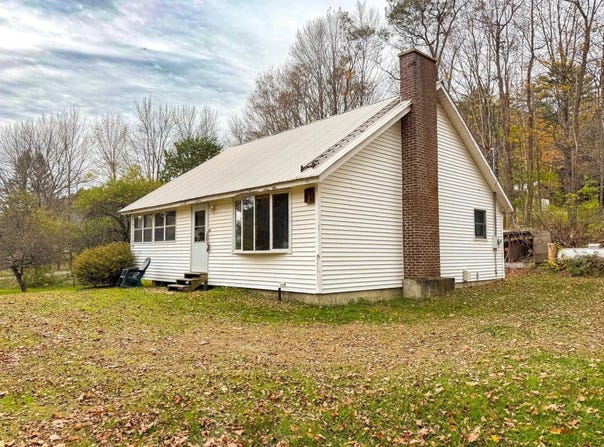 1516 VT-RTE 113, West Fairlee, VT 05083