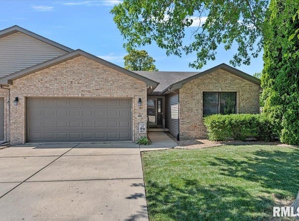 124 RAMBLEWOOD Lane, Sherman, IL 62684
