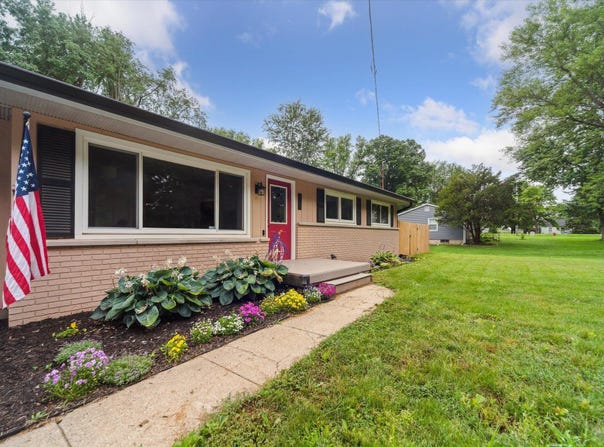 317 Circle Drive, Marshall, MI 49068