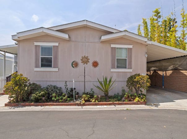 11250 Beach Blvd #144, Stanton, CA 90680