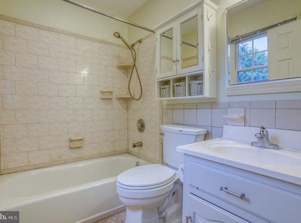 126 SPRINGFIELD WAY, DOVER, DE 19904