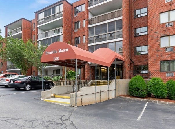 180 Green St, Melrose, MA 02176