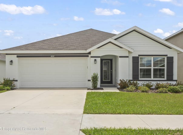 4041 Autumn Amber Drive, Spring Hill, FL 34609