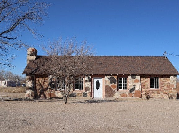 509 W 16TH St, Roswell, NM 88201
