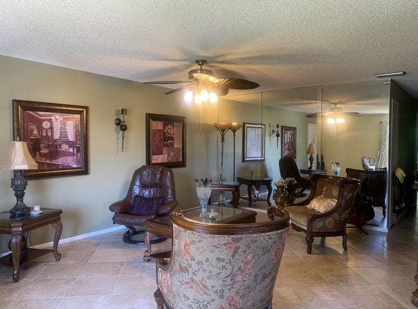 29 Lake Vista Trail, Port Saint Lucie, FL 34952