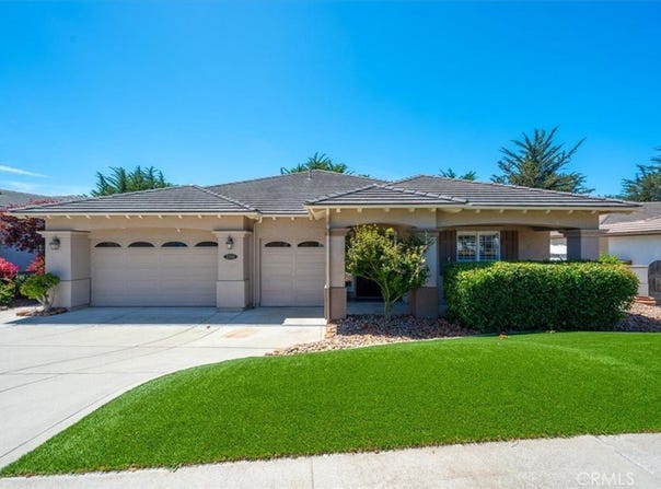 2385 Brant Street, Arroyo Grande, CA 93420