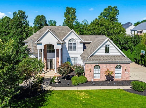 5432 Brook Run Drive, Medina, OH 44256