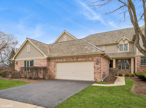 4538 N Seminole Drive, Glenview, IL 60026