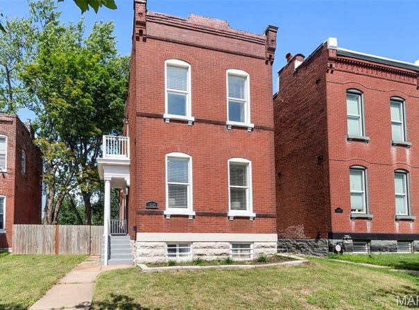 3445 Nebraska Avenue, St Louis, MO 63118