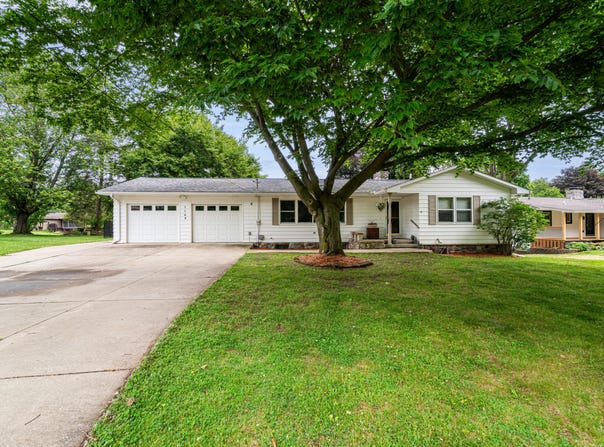 1169 Wilbur, Pinckney, MI 48169