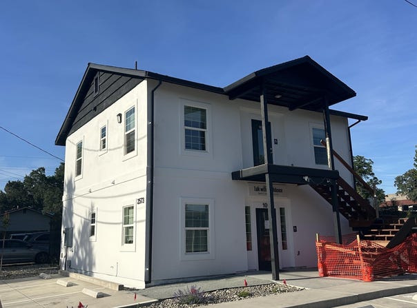 2573 Bunker Street, Redding, CA 96002