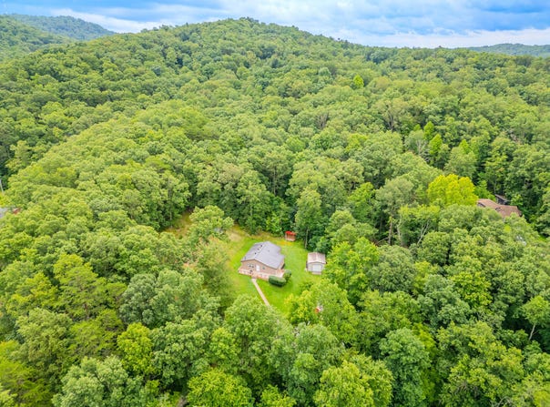 1325 Brush Creek Road, Clay City, KY 40312