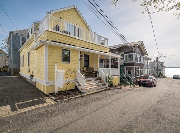 32 Maple Avenue, Nahant, MA 01908