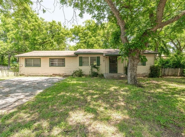 291 N Dale Avenue, Stephenville, TX 76401