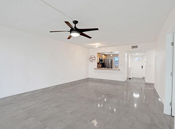 8301 Sands Point Boulevard, Tamarac, FL 33321