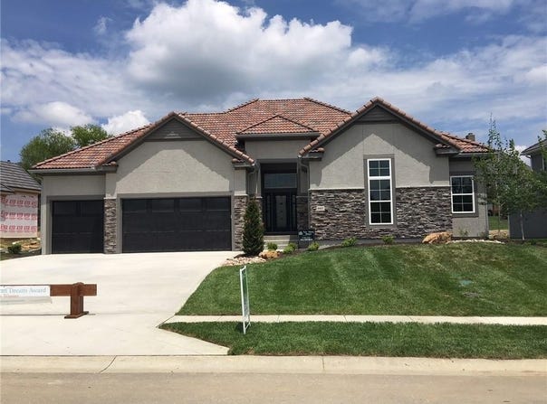 12515 N Arbor Way, Platte City, MO 64079