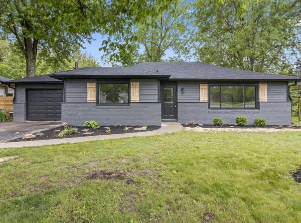 8933 W 1050 S, Fortville, IN 46040
