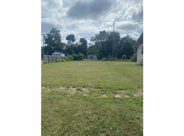 1045 Broadway, Benton Harbor, MI 49022