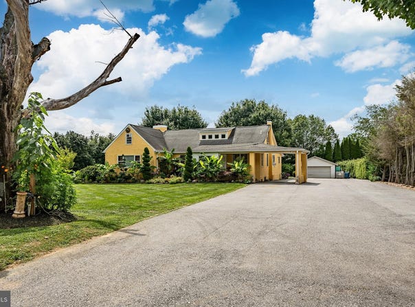 1230 POTTSTOWN PIKE, WEST CHESTER, PA 19380
