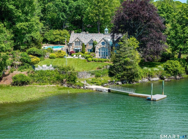 82 Arrowhead Way, Darien, CT 06820