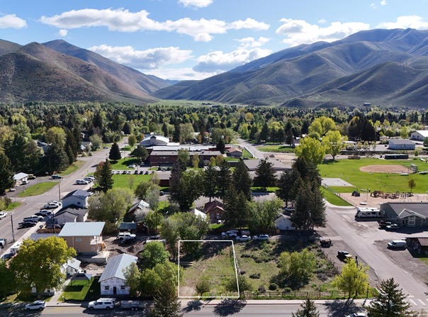510 S Main St, Hailey, ID 83333
