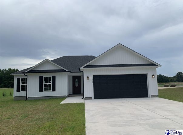 4982 E National Cemetery Road, Florence, SC 29506