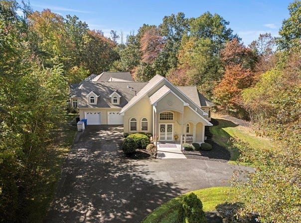 27 Marter Ave, Mount Laurel Township, NJ 08054