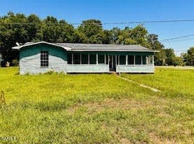 1627 Daniel Street, Abbeville, LA 70510