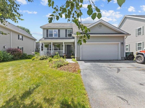 11 Cabot Court, South Burlington, VT 05403