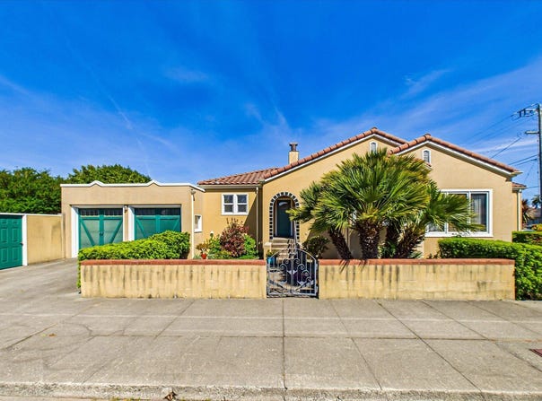 838 J Street, Eureka, CA 95501