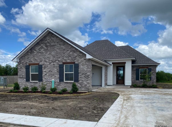320 Marmandie Avenue, Thibodaux, LA 70301