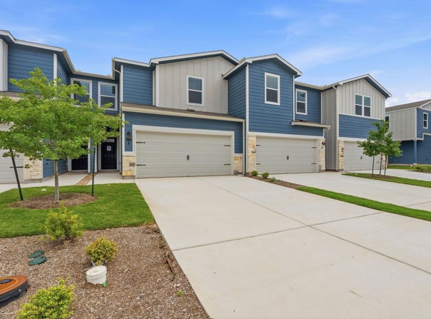 164 Cinnabar Ln, Kyle, TX 78640