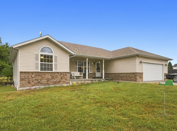 5109 S 163rd Road, Bolivar, MO 65613