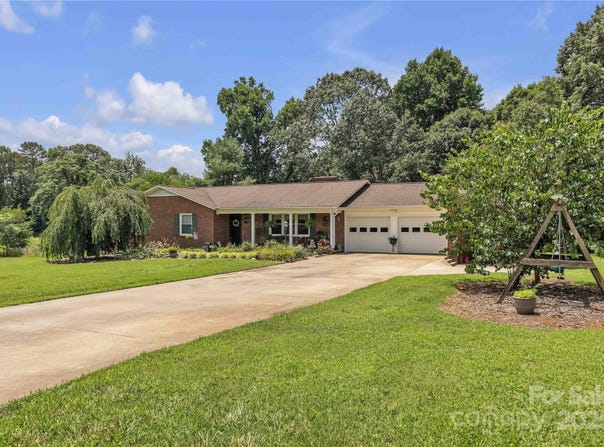 137 Proust Road, Statesville, NC 28625