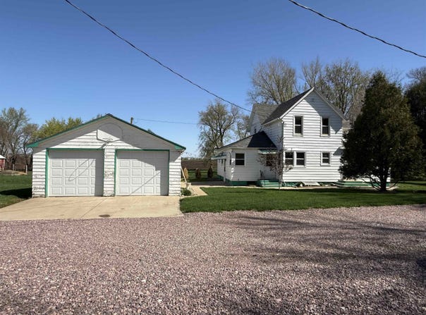 5019 Goldfinch Ave, Maurice, IA 51036