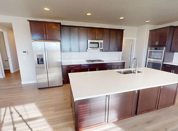 633 W JUNEGRASS, Stansbury Park, UT 84074