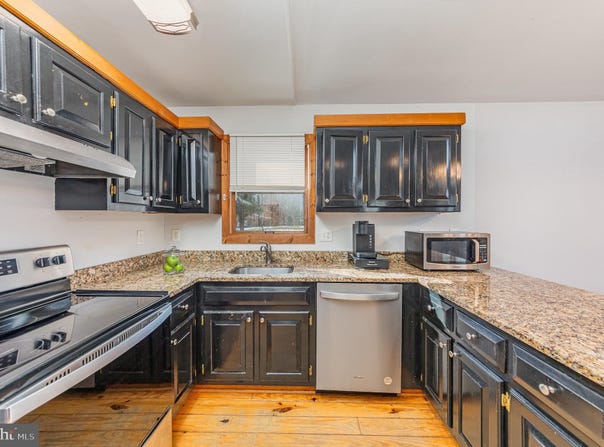 1702 WILLOW BROOK ROAD, BUMPASS, VA 23024