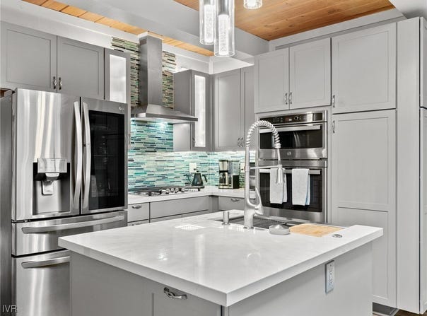989 Tahoe Blvd, Incline Village, NV 89451