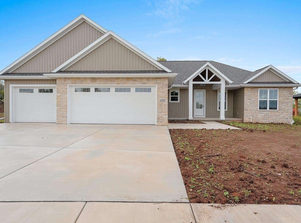 1582 RED HAWK LANDING Trail, DE PERE, WI 54115-2311