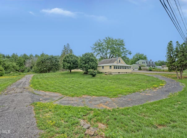 1693 Thatcher Park Road, Berne, NY 12059