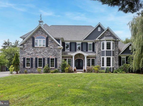35 W PINE TREE DRIVE, BROOMALL, PA 19008
