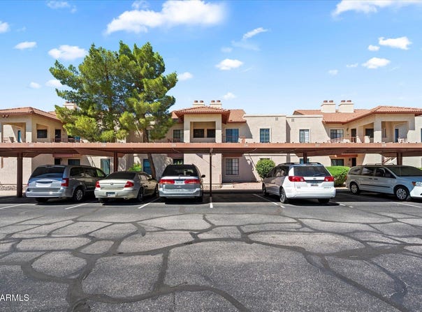 455 S DELAWARE Drive, Apache Junction, AZ 85120