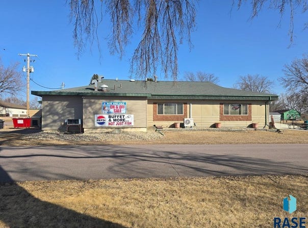 102 Waldo Ave S, Ihlen, MN 56164-1809