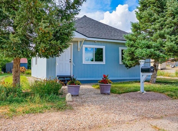 202 Pinon St, Walsenburg, CO 81089