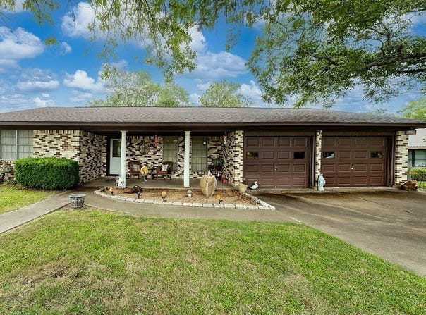 860 Helter Street, La Grange, TX 78945