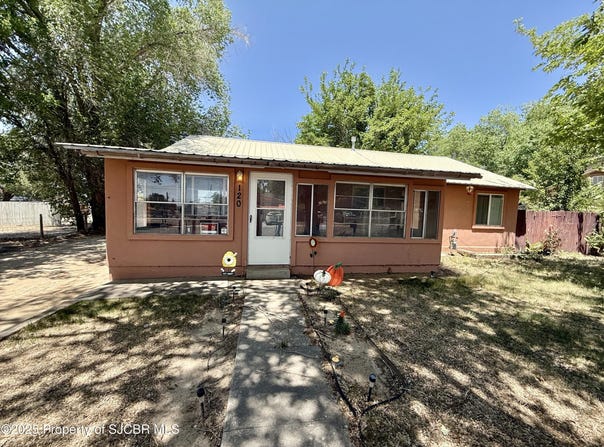 120 W MAIN Street, Bloomfield, NM 87413